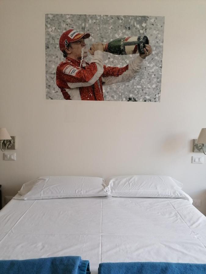 Ferrari Formula 1 Hotel Orio al Serio Exterior photo